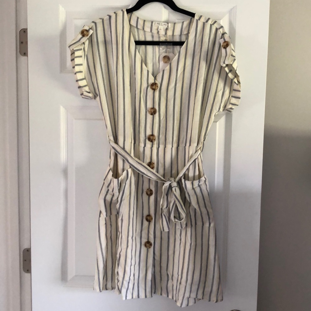 White blu pepper women’s mini dress